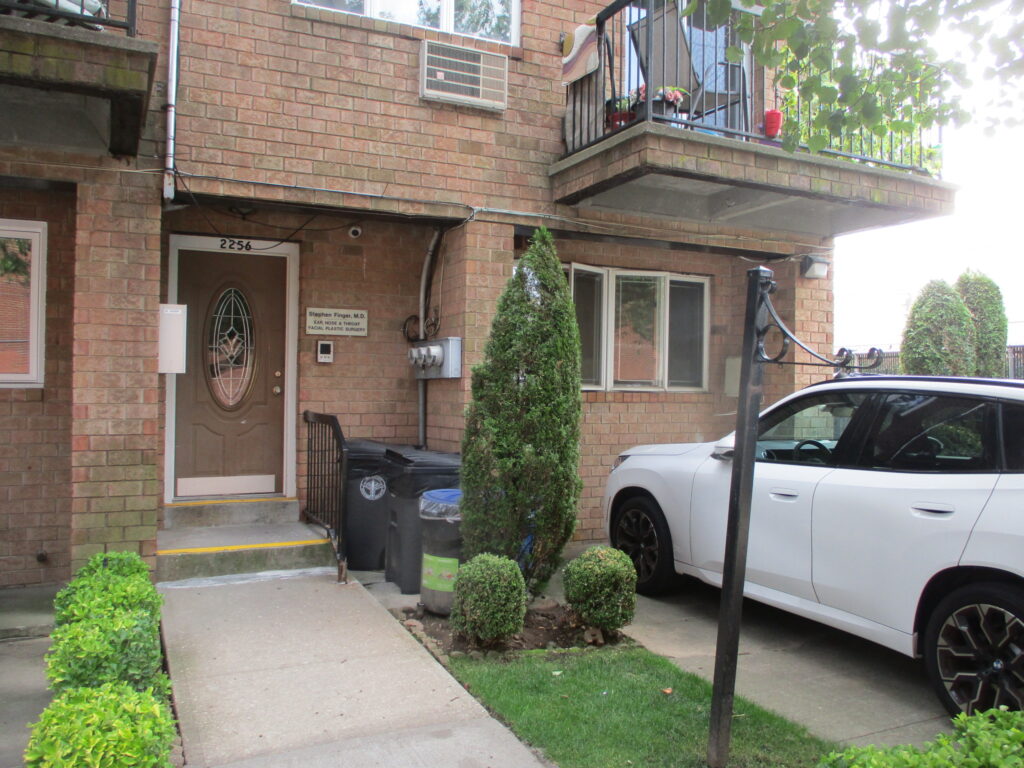 FOR LEASE: 2256 HENDRICKSON STREET, BROOKLYN, NY 11234